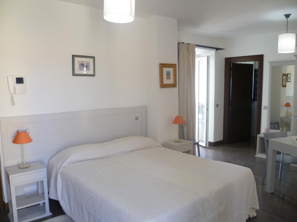 Albergo Residenziale La Corte Tortolì Zimmer foto