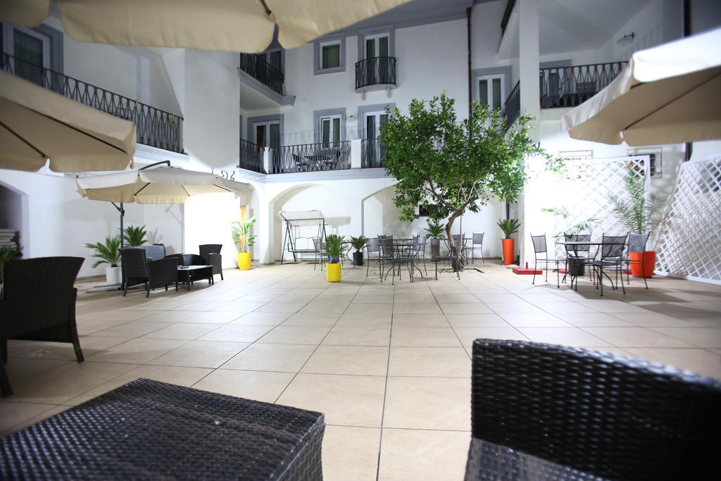 Albergo Residenziale La Corte Tortolì Exterior foto