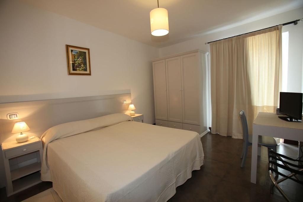 Albergo Residenziale La Corte Tortolì Zimmer foto